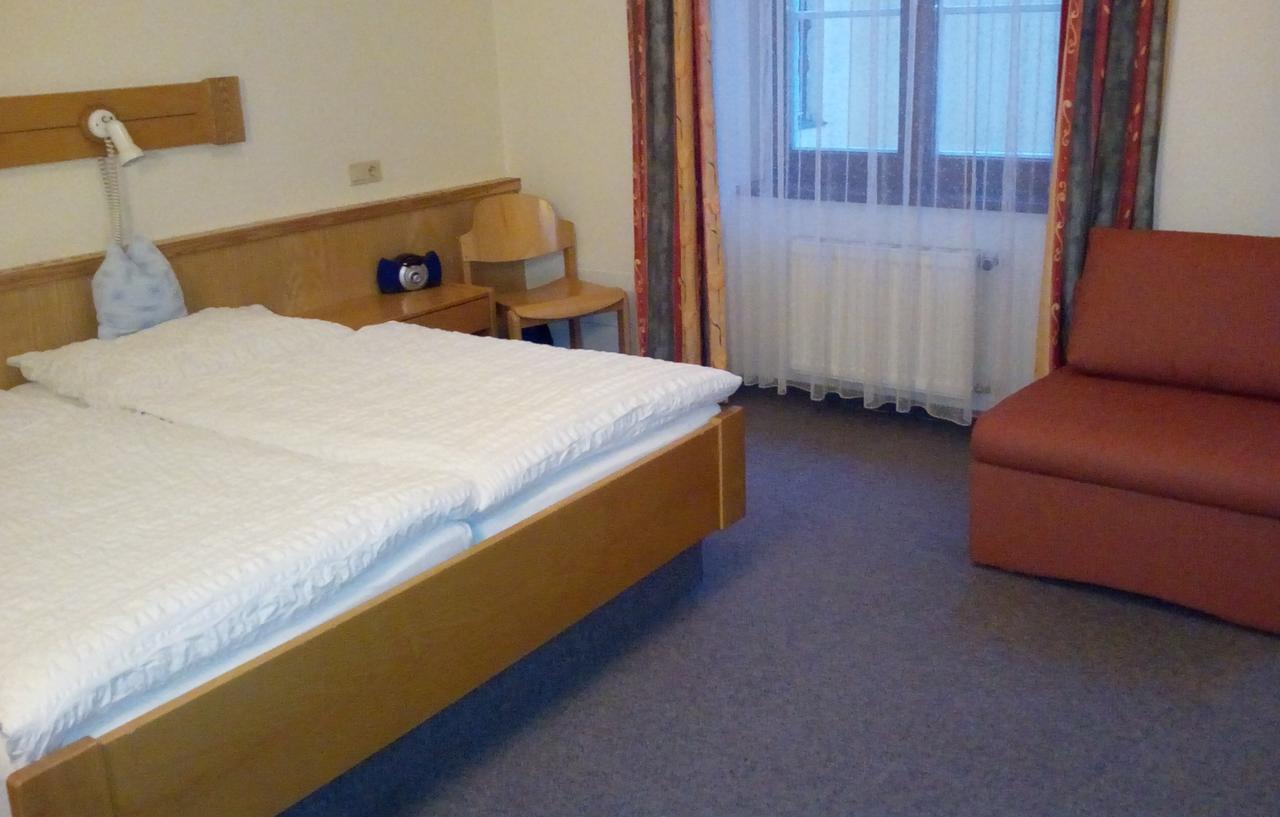 Hotel Zum Goldenen Hirschen Goestling an der Ybbs Luaran gambar