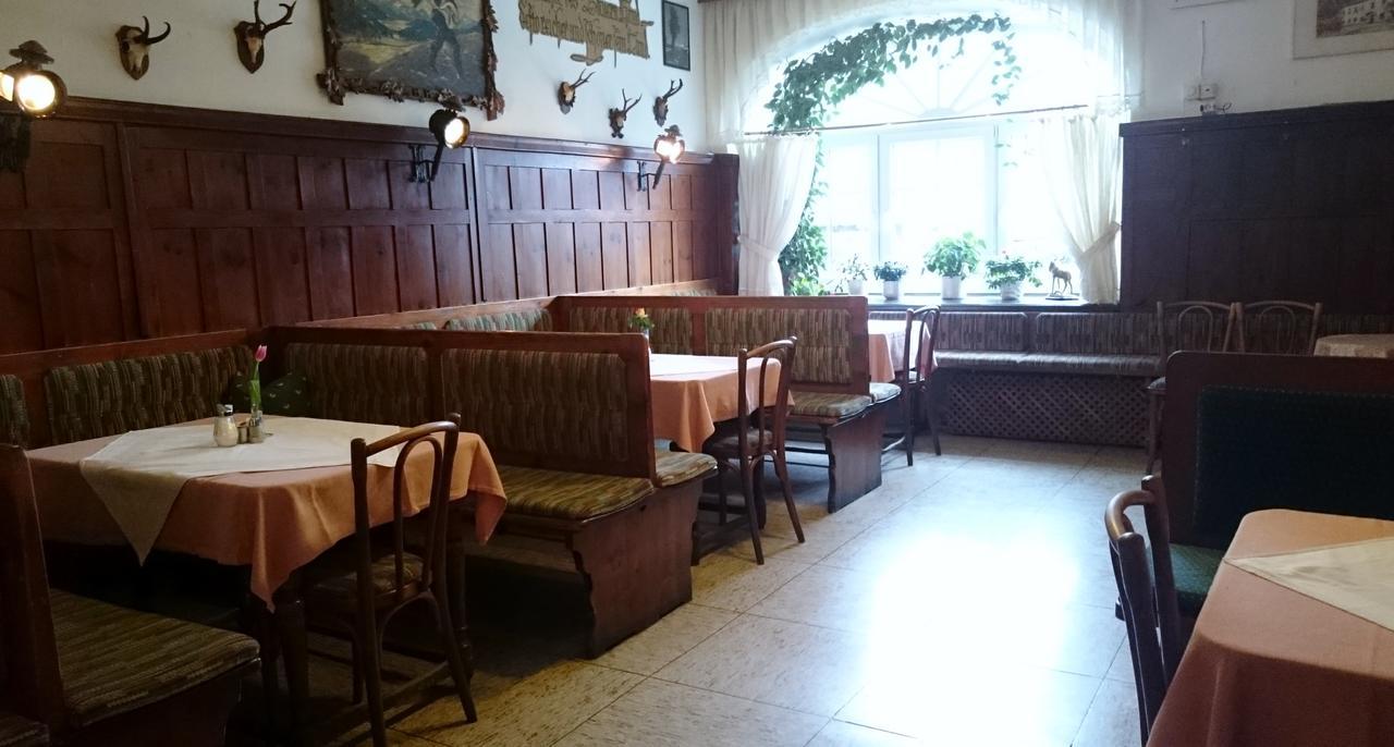Hotel Zum Goldenen Hirschen Goestling an der Ybbs Luaran gambar